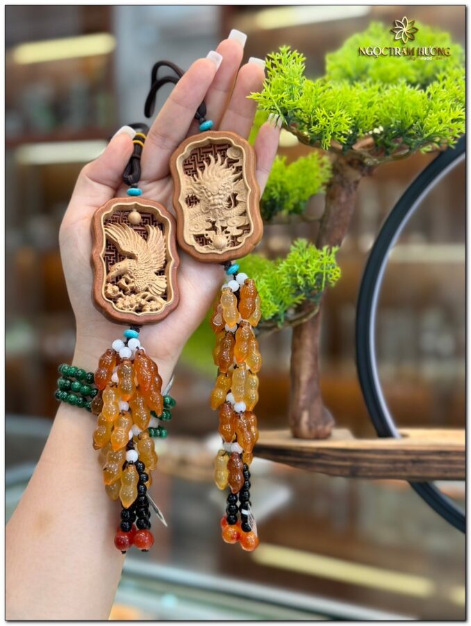 Khánh treo xe gỗ