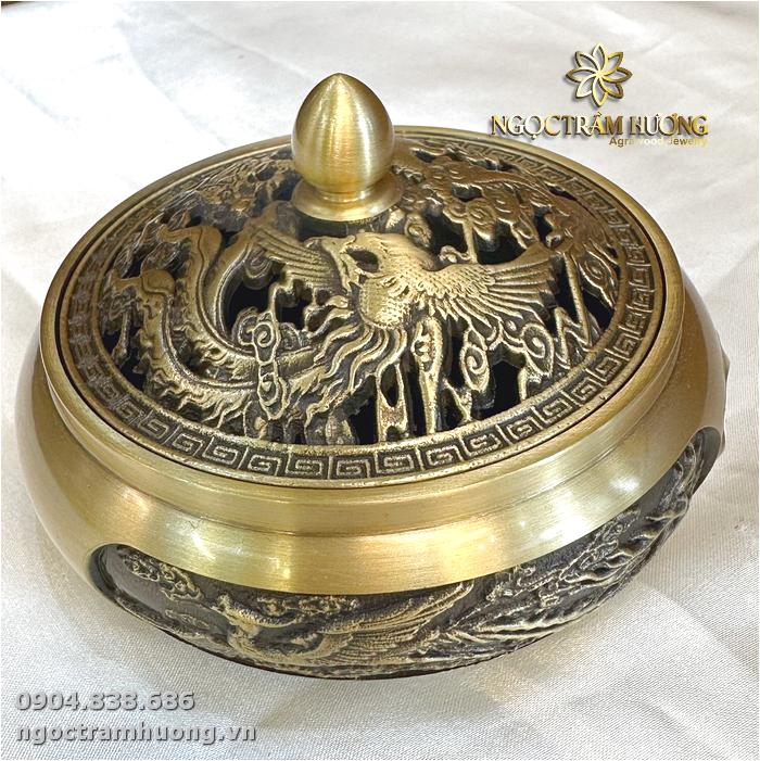 Lư đốt trầm hình rồng phượng bằng đồng