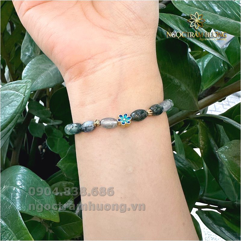 Vòng đá thạch anh ưu linh đa sắc 8 li tự nhiên (1)