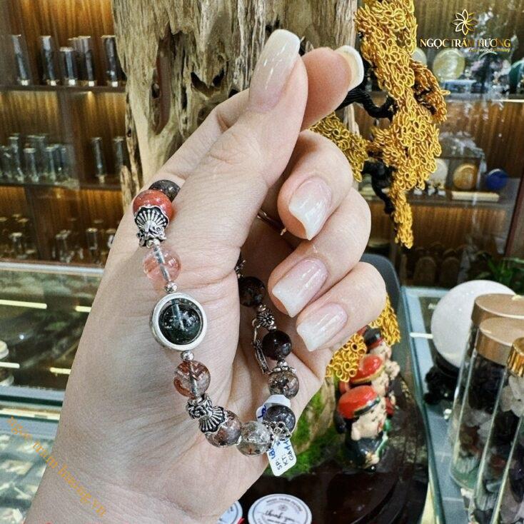 Vòng tay đá Thạch anh ưu linh đa sắc mix charm bạc – Tịnh Agarwood