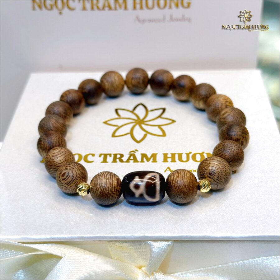 Vòng trầm Phước Sơn 10 li tự nhiên (3)