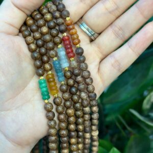 Chuỗi trầm hương tốc 6li 108 hạt mix đá quý phong thủy