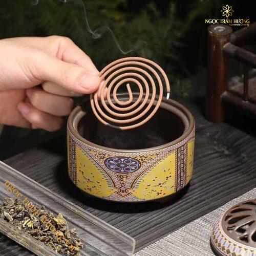 Lư hương đốt trầm bằng gốm sứ cao cấp – Tịnh Agarwood