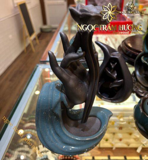 Thác khói trầm hương từ gốm Bát tràng 9 – Tịnh Agarwood