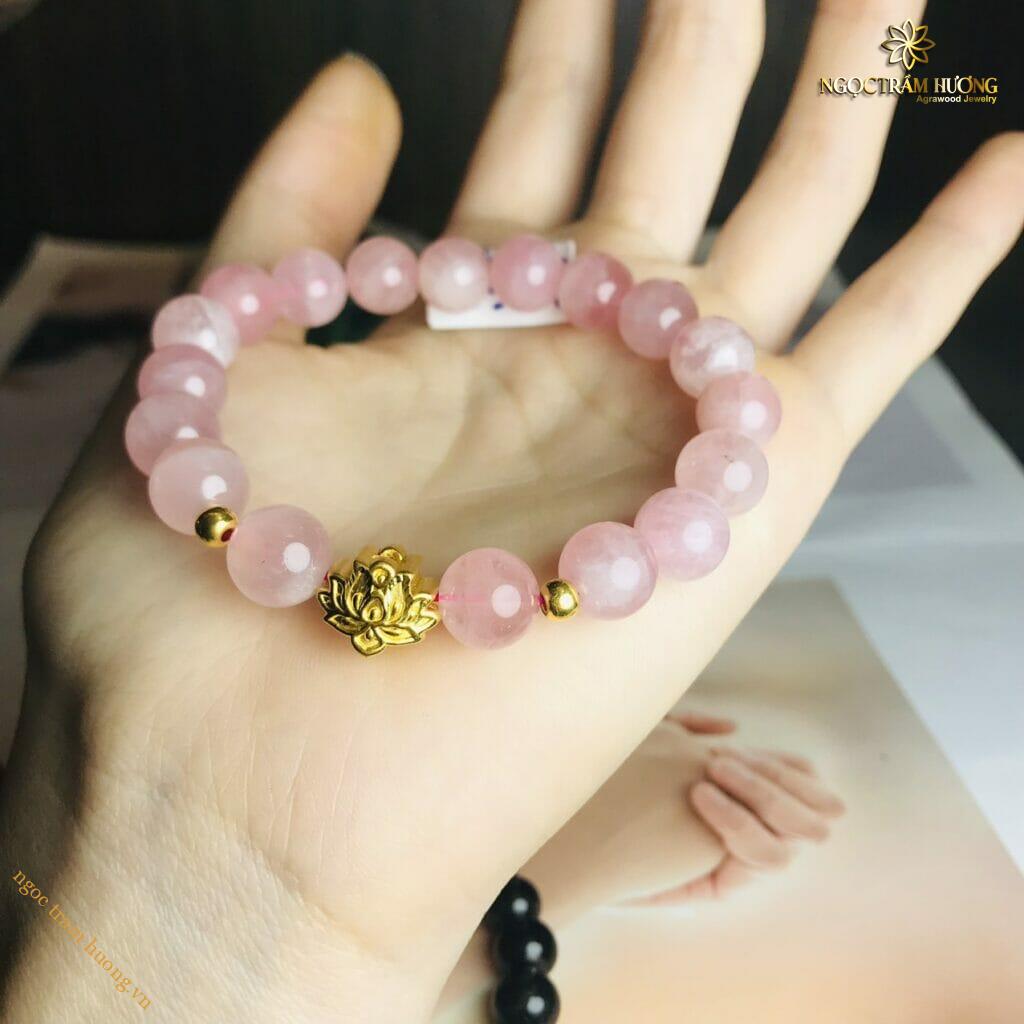 thach-anh-hong-9li-1250k-v1 Vòng tay đá thạch anh hồng 9li mix charm vàng tài lộc
