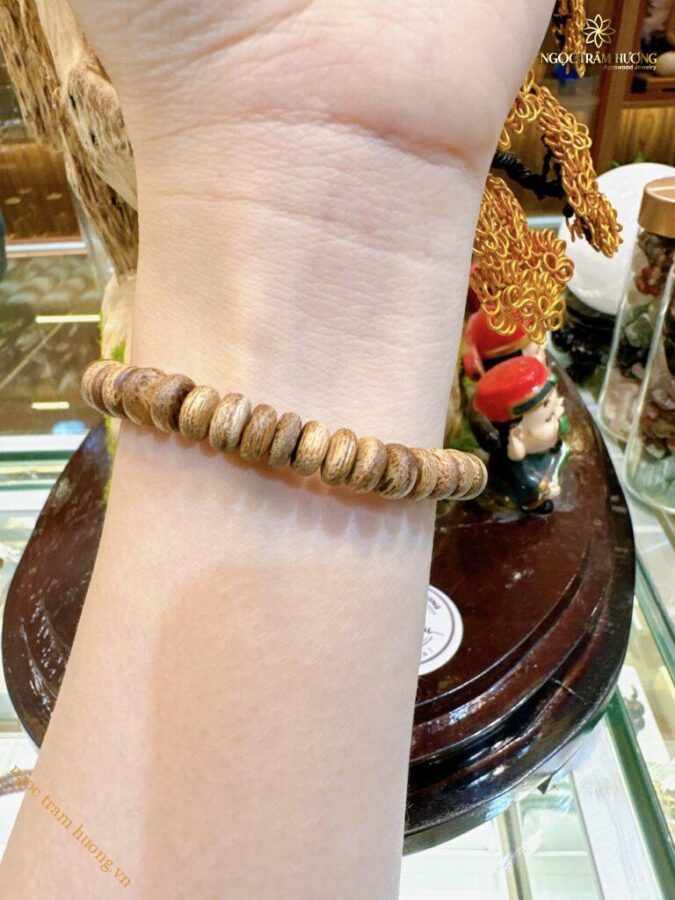 Vòng trầm hương tự nhiên – Tịnh Agarwood