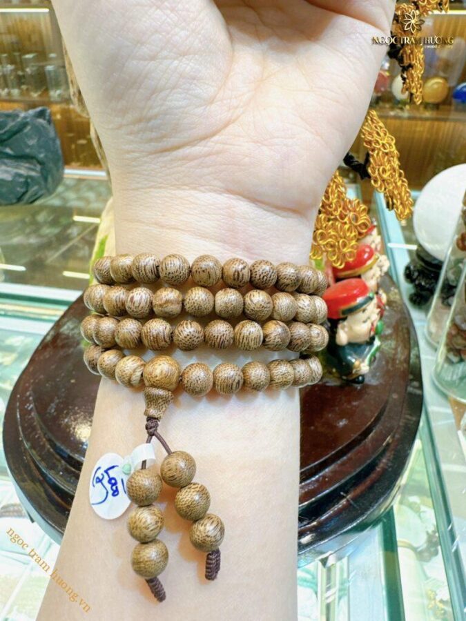 Chuỗi trầm hương Lào tự nhiên 8li 108 hạt Chuỗi trầm hương Lào tự nhiên 8li 108 hạt